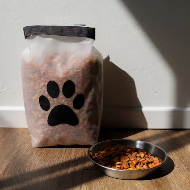 14-Cup Pet Food Storage Bag