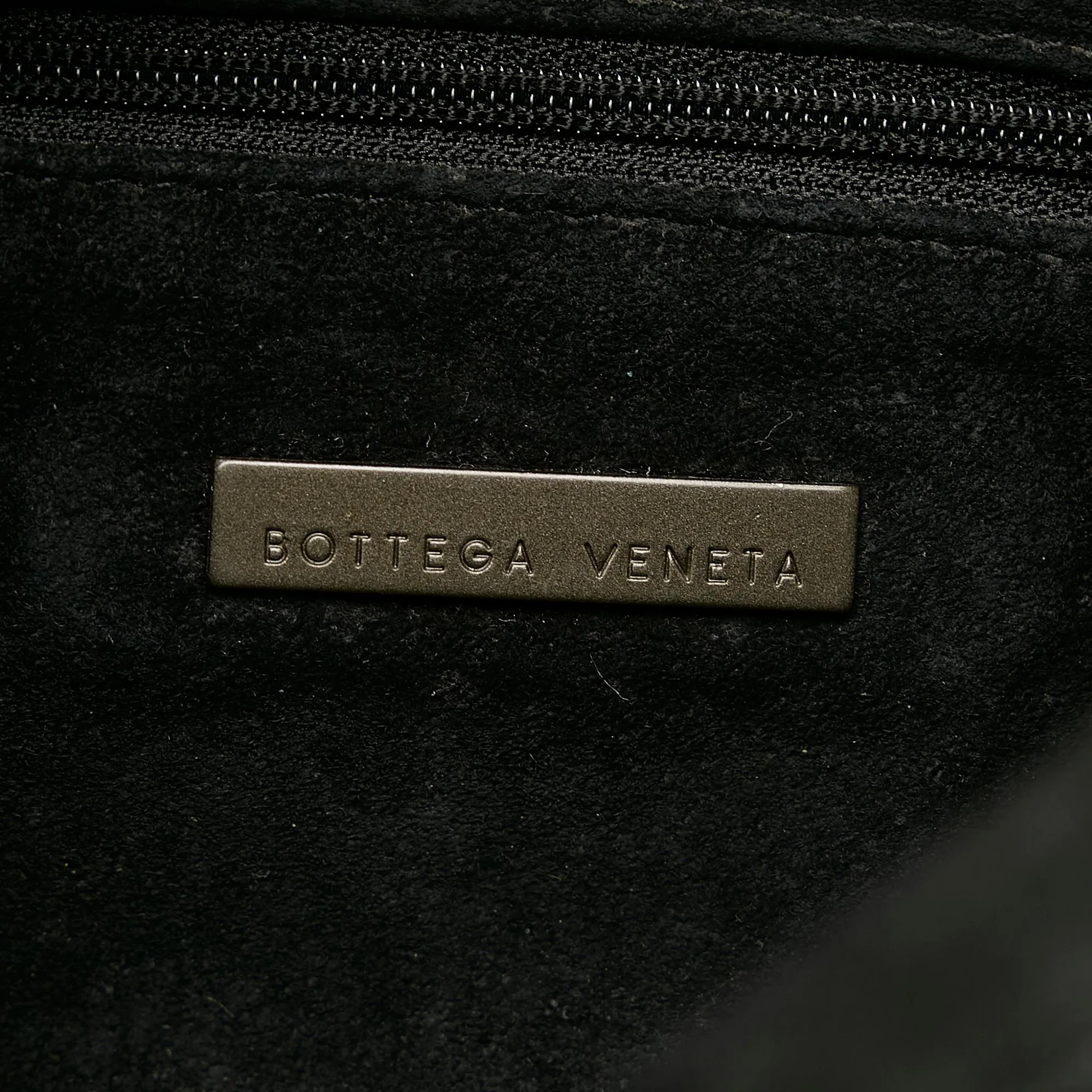 Bottega Veneta Intrecciato Leather Shoulder Bag (SHG-28130)