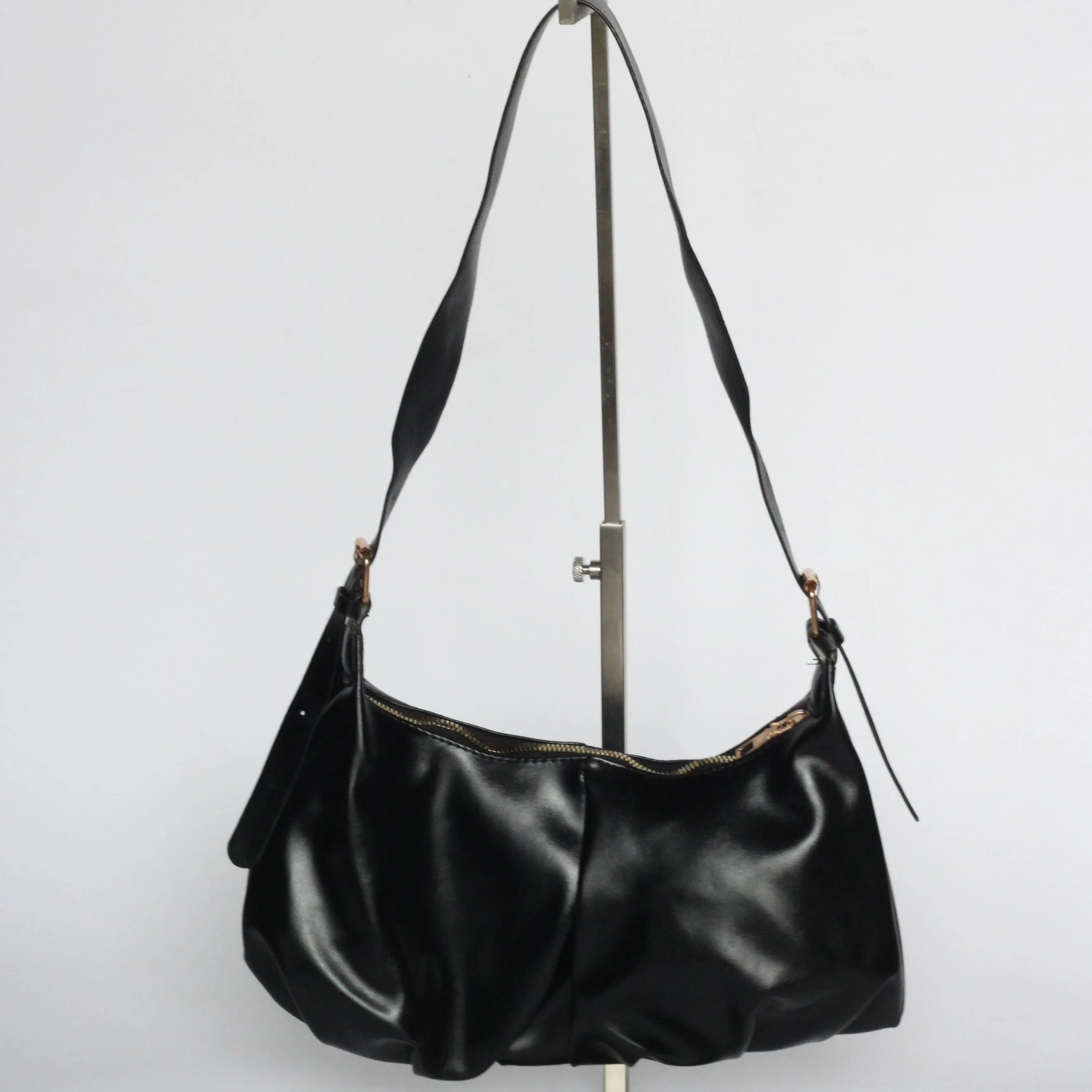 ELLA Black Ruched Cross Body Bag