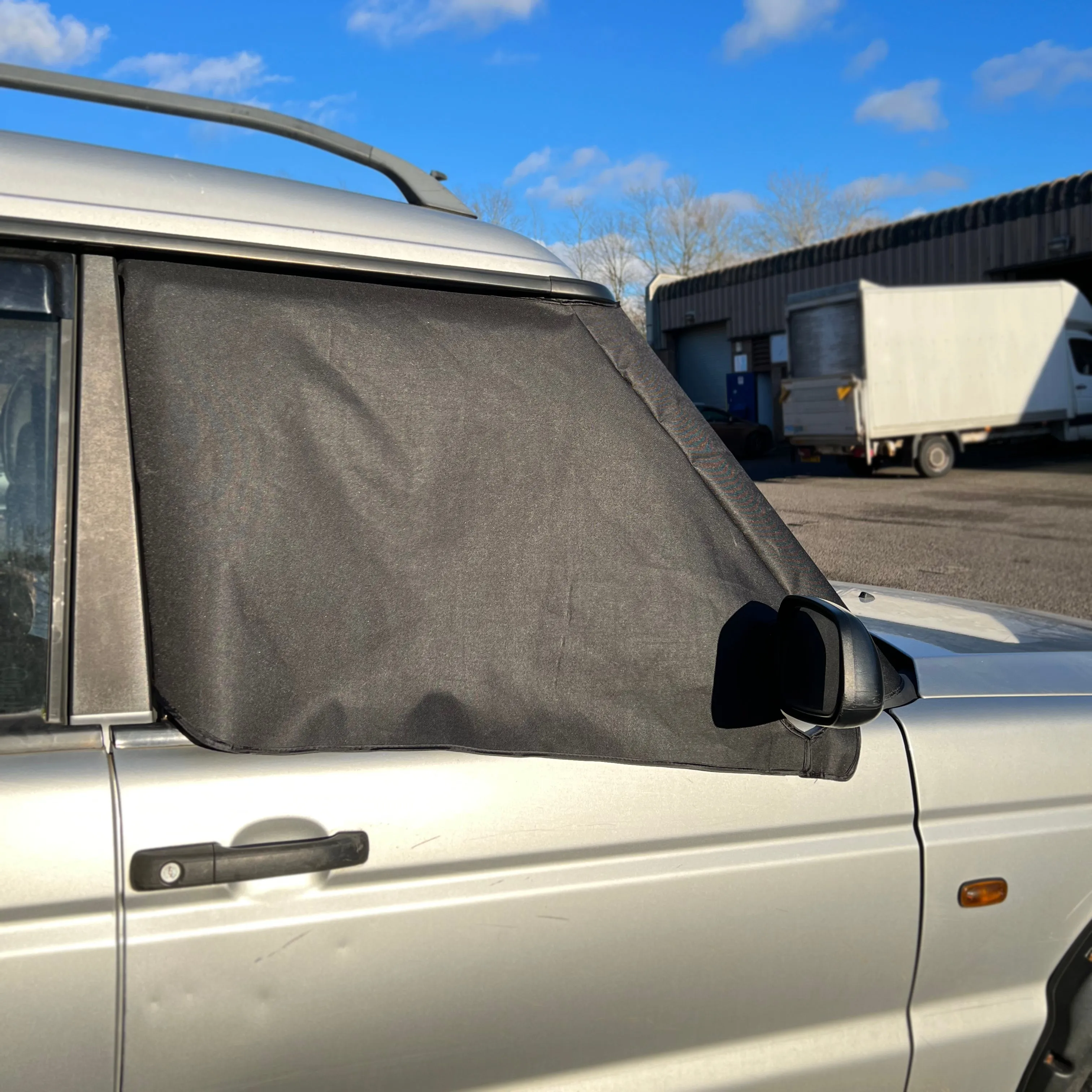 Land Rover Discovery 2 - Deluxe Screen Cover