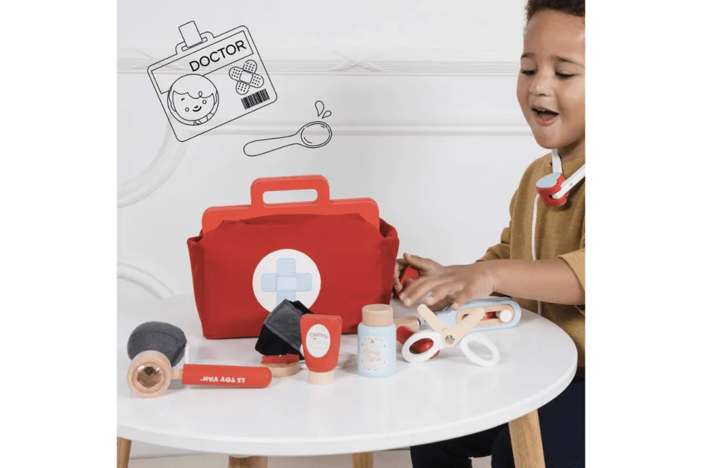 Le Toy Van Doctor Medical Kit