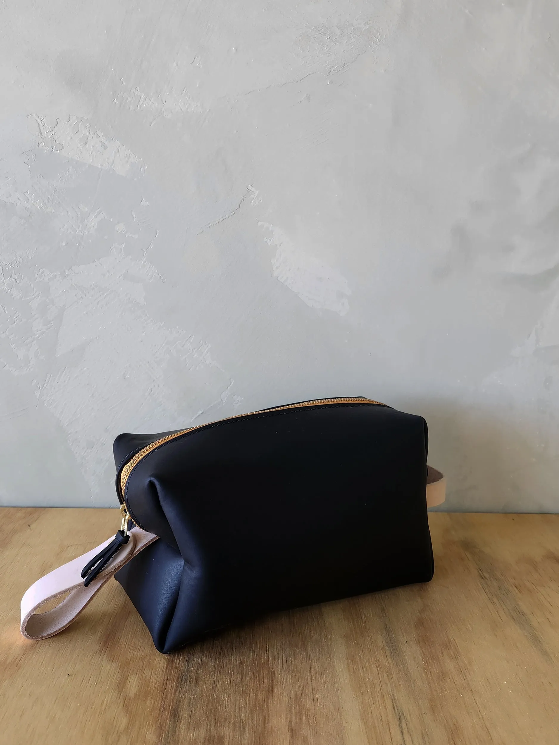 Leather Dopp Kit - Black