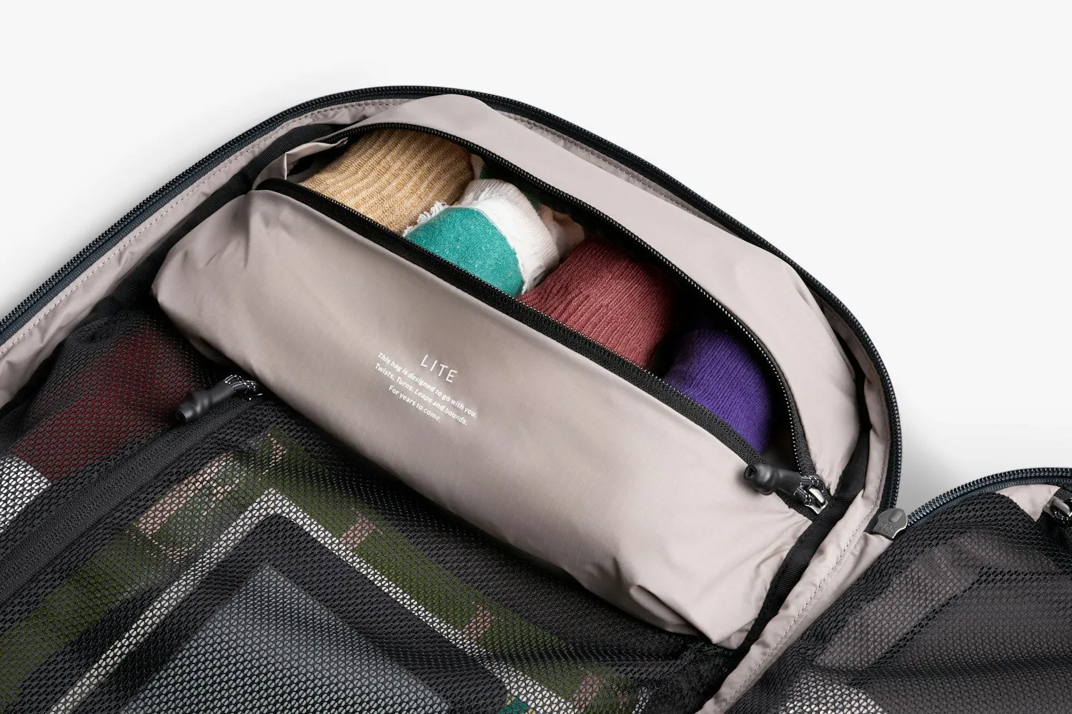 Lite Travel Pack 30L