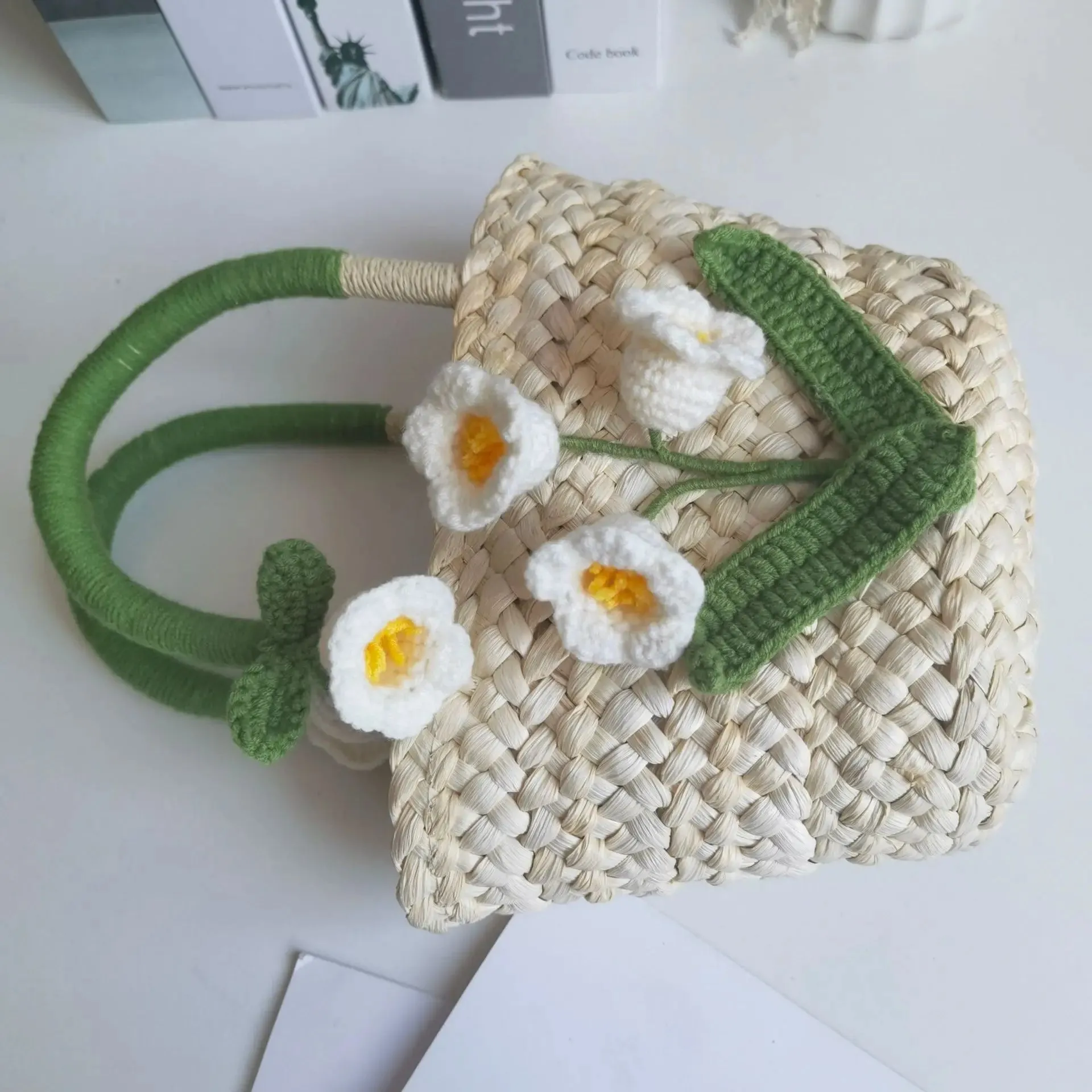 TAVIMART  -  Summer Small Fresh Handmade Lily Of The Valley Woven Bag Idyllic Outing Camping Beach straw Handbag