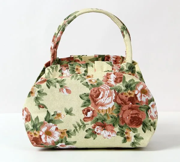 TEEK - Fist Full of Floral Bags